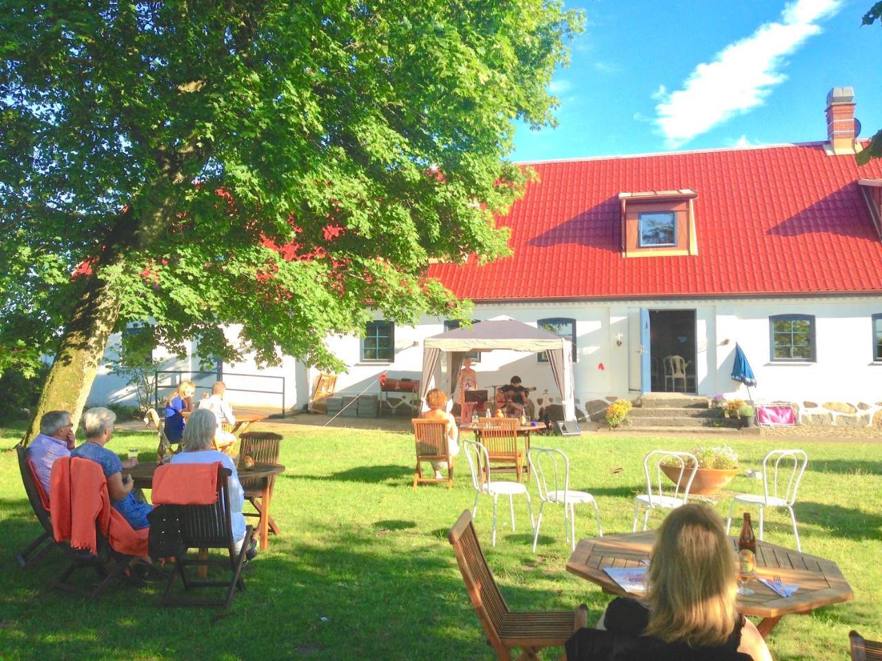 Tryde 1303 B&B på Österlen Tomelilla Exterior foto